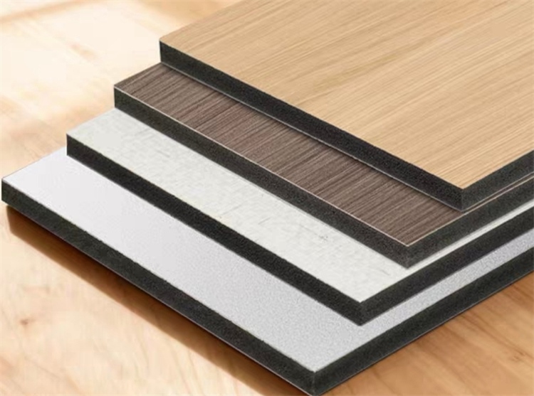 碳晶板:重塑家居舒适环境的理想之选